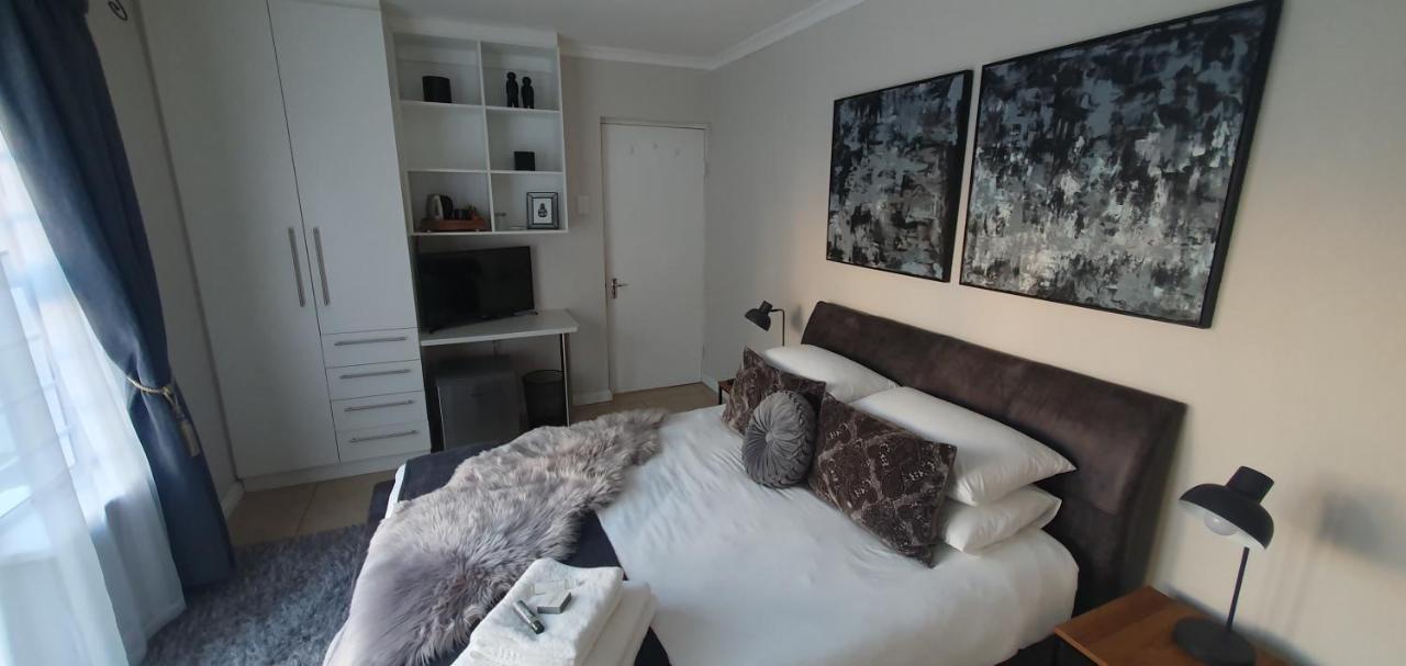 Beachview Guest Suites Port Elizabeth Extérieur photo