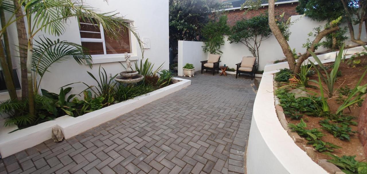Beachview Guest Suites Port Elizabeth Extérieur photo