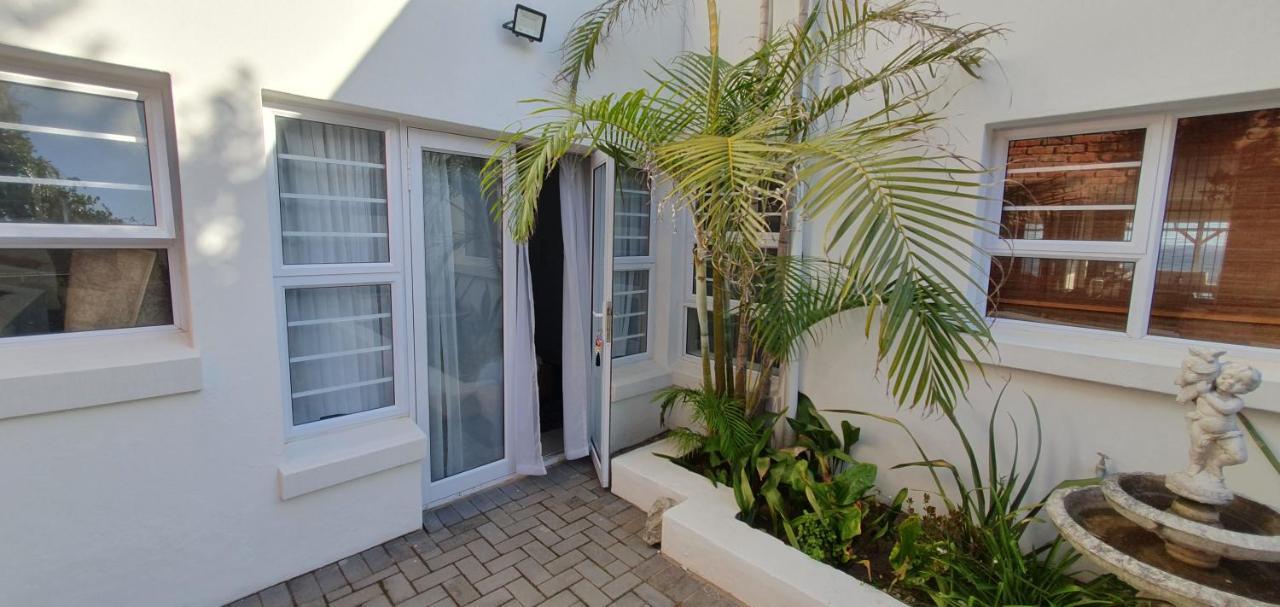 Beachview Guest Suites Port Elizabeth Extérieur photo